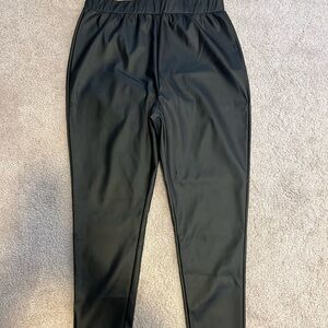 Rebdolls Women’s Black Vegan Leather Pants Size‎ Large NWT
